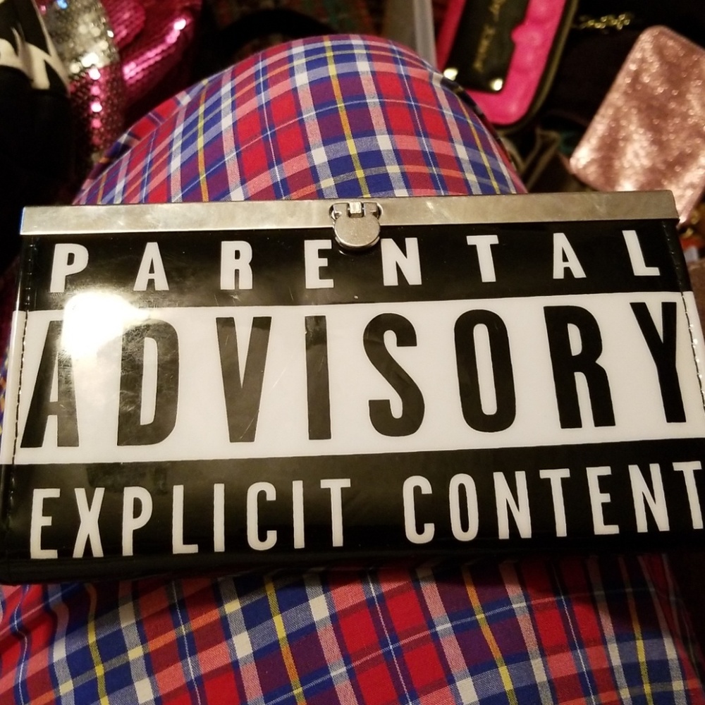 Wallet - Picture 2 of 3